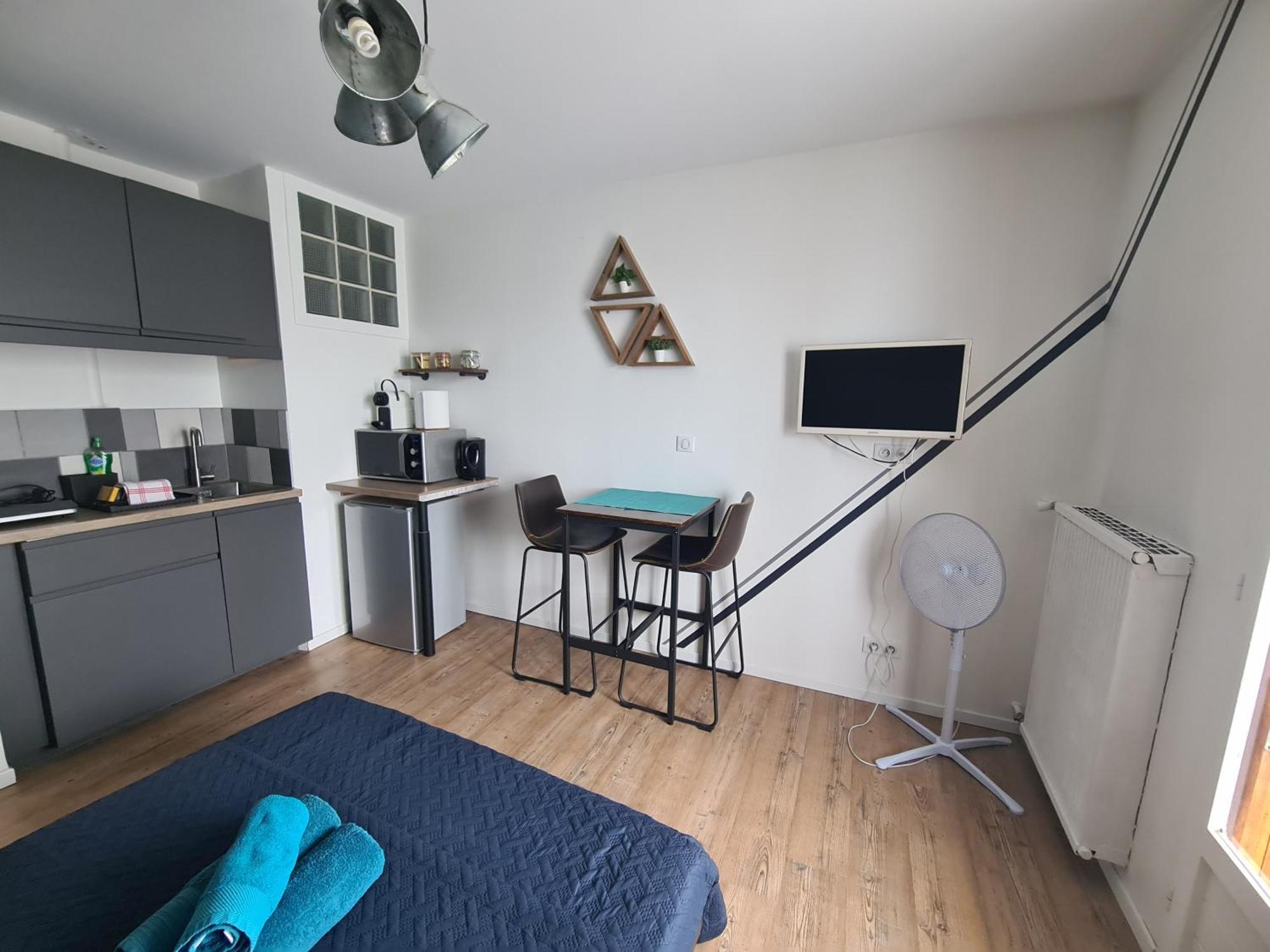 אקס-אן-פרובאנס Studio Aix Centre Ville A Pied Avec Stationnement מראה חיצוני תמונה